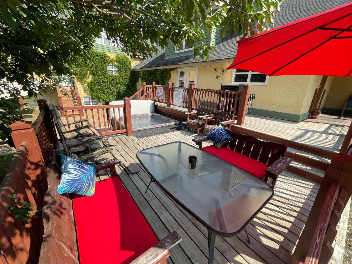 Blaeberry Valley Vacation Rentals Голдън Екстериор снимка
